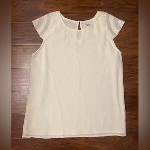 Francesca’s Cap Sleeve Beaded Blouse Size M